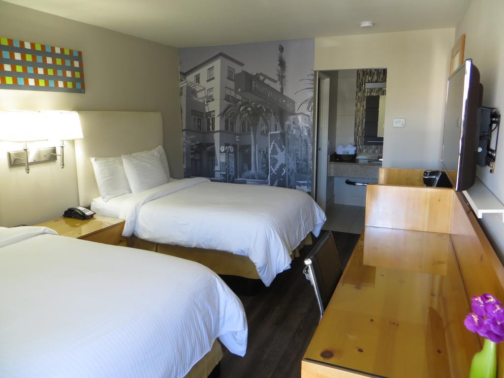 Inn At Temescal オークランド エクステリア 写真